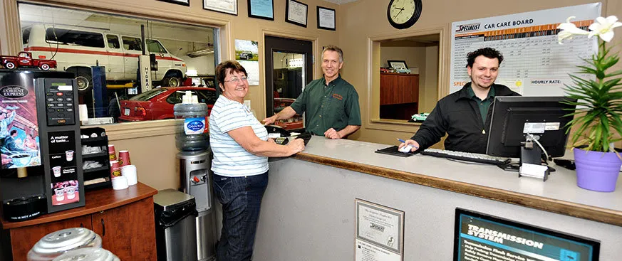 The Hub Motor Service front counter