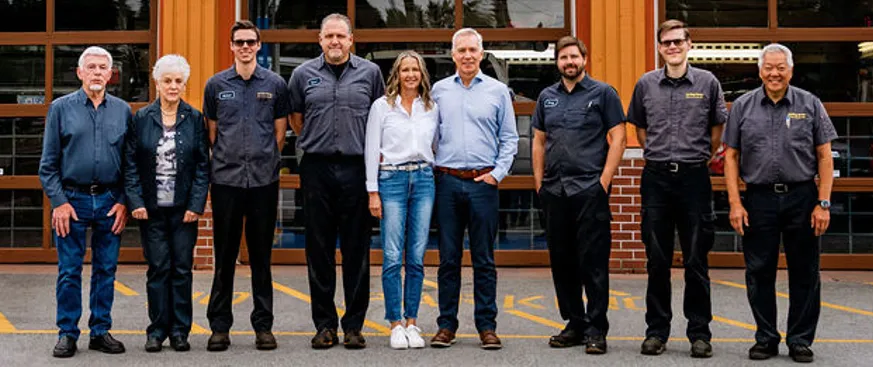 The Hub Motor Service team